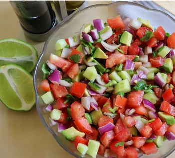 East African vegetable salad with lime